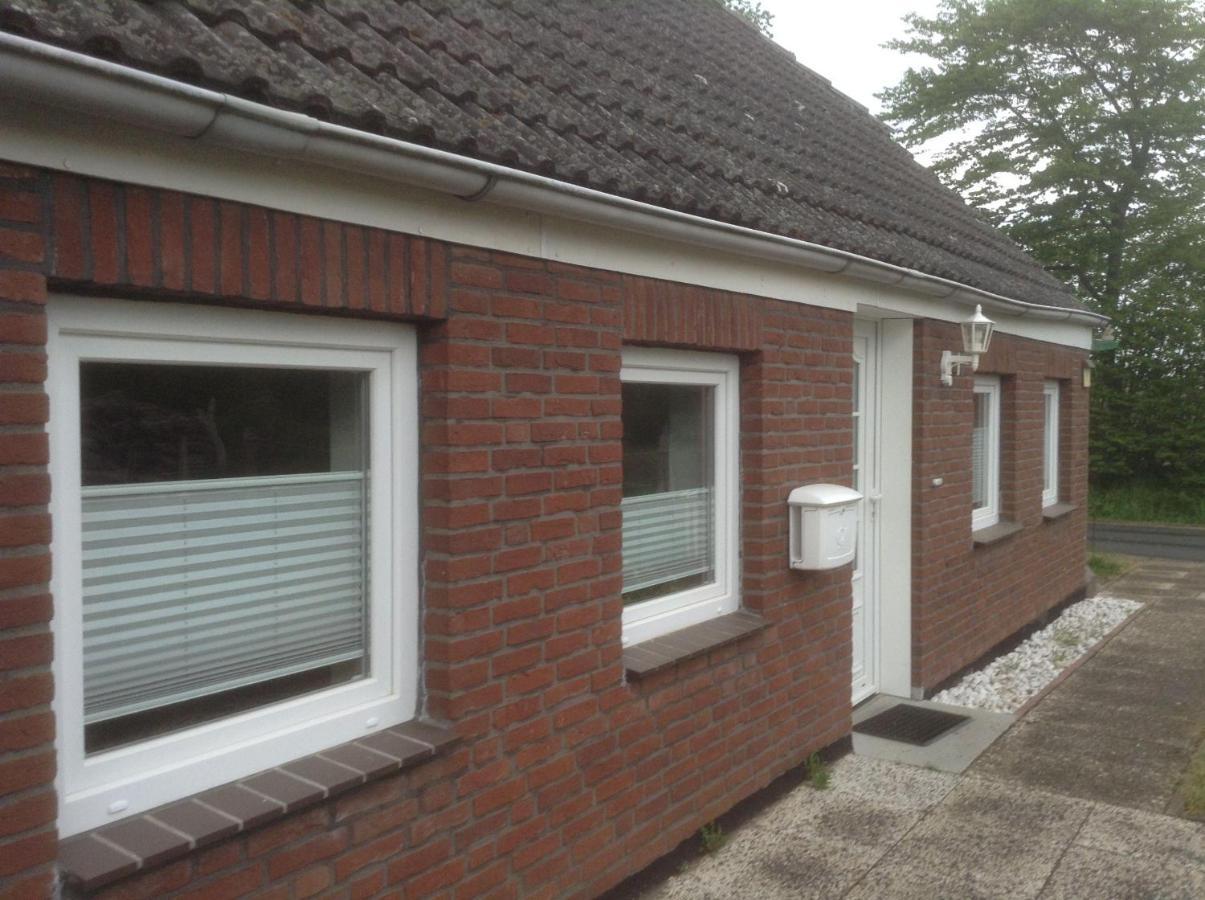 Ferienhaus-Spatzenvilla Lubeck Ngoại thất bức ảnh