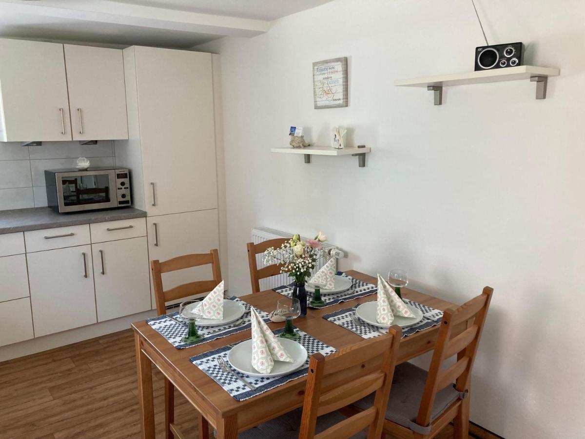 Ferienhaus-Spatzenvilla Lubeck Ngoại thất bức ảnh